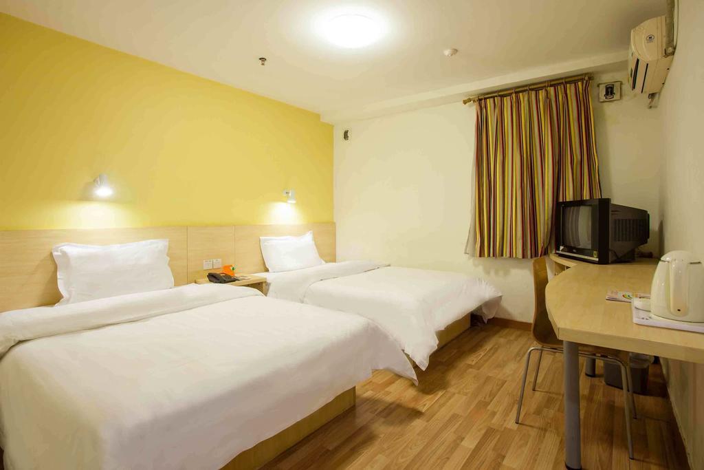 7Days Inn Beijing Zhongguan Village Suzhou Bridge Room photo